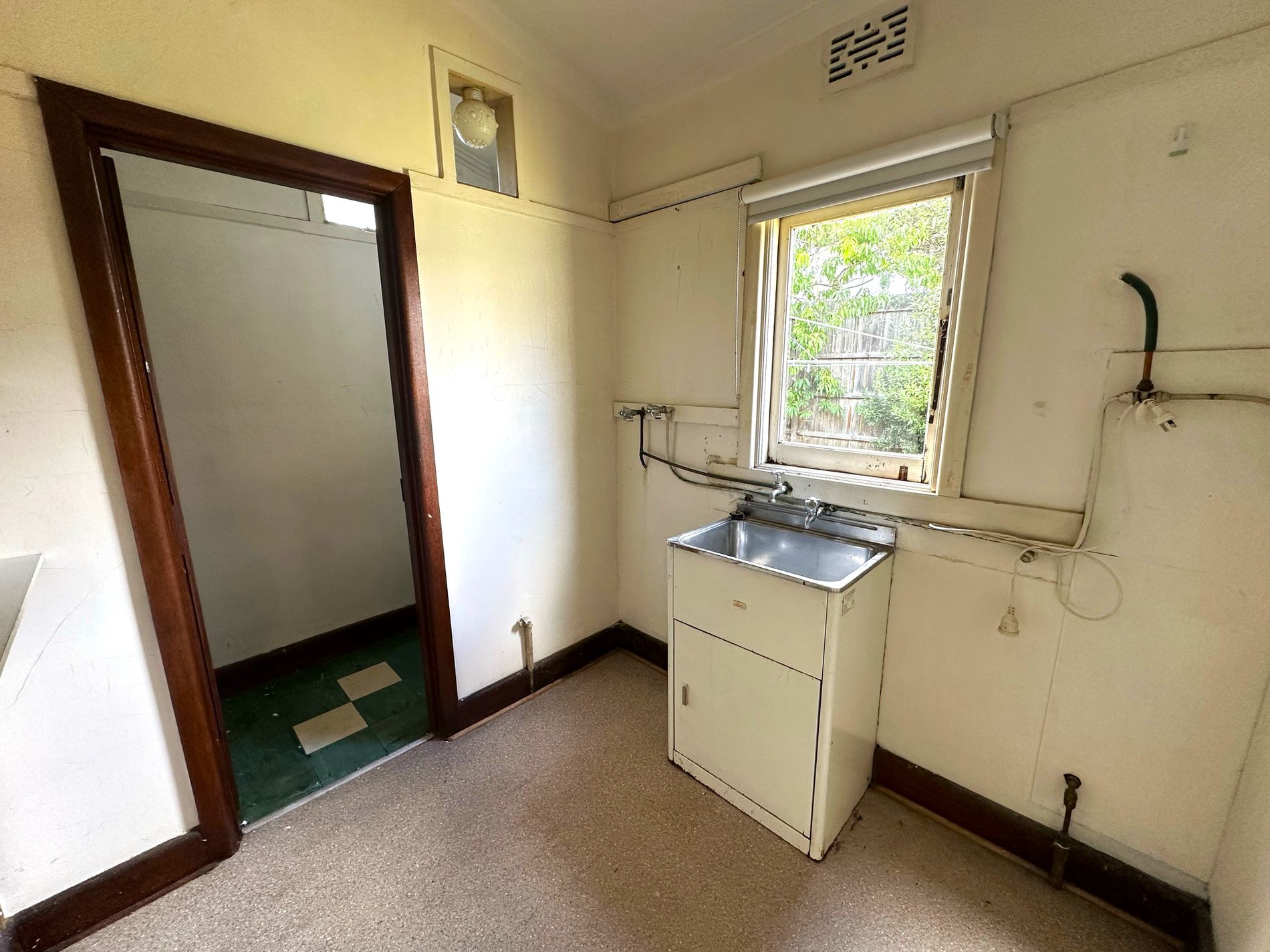 4 Cosy Gum Road, Carnegie