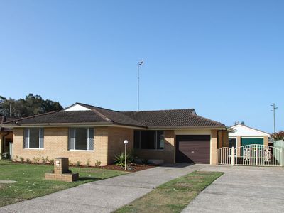 5 Bay Street, Tuncurry