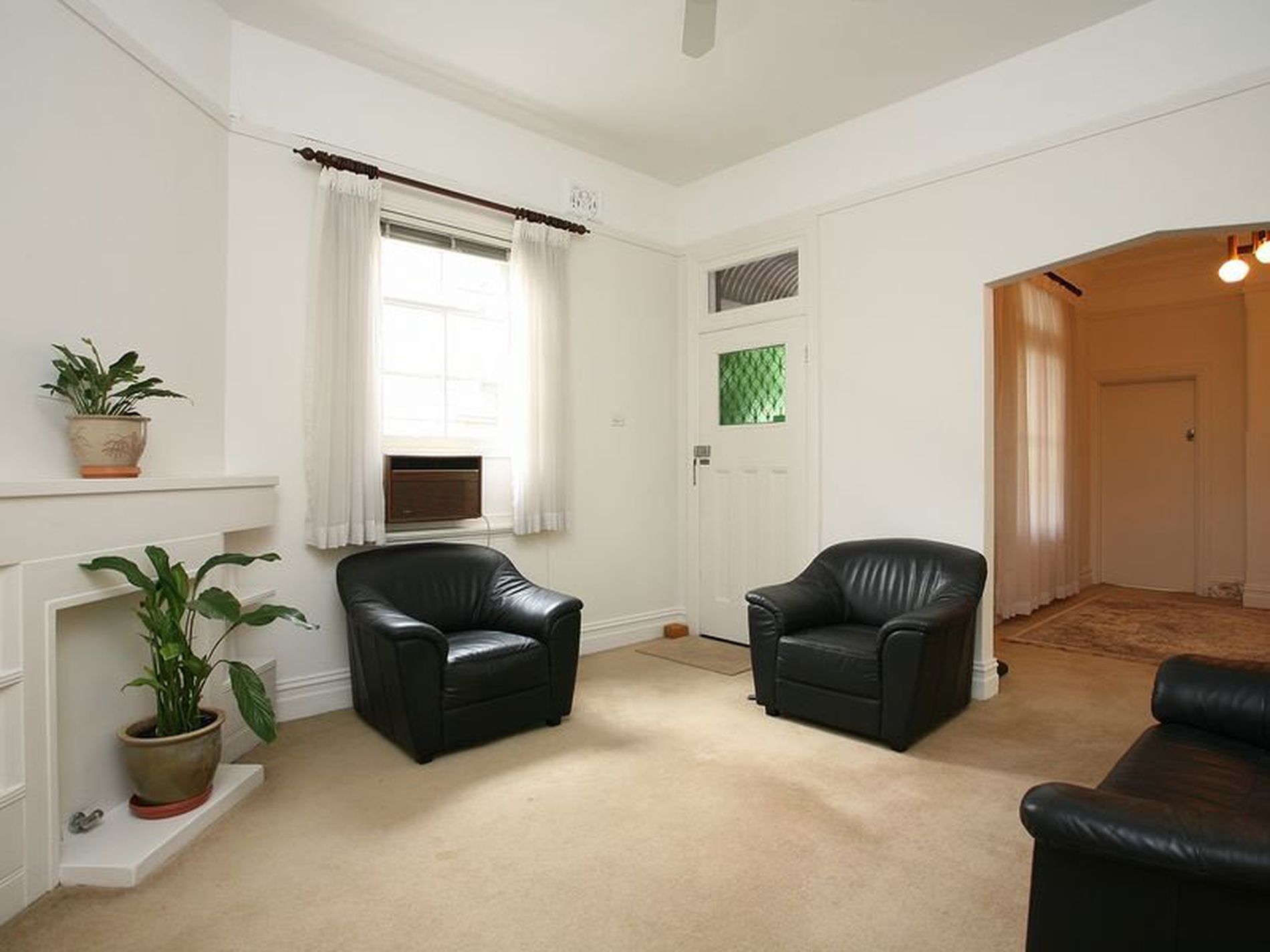 30 Hardie Street, Mascot