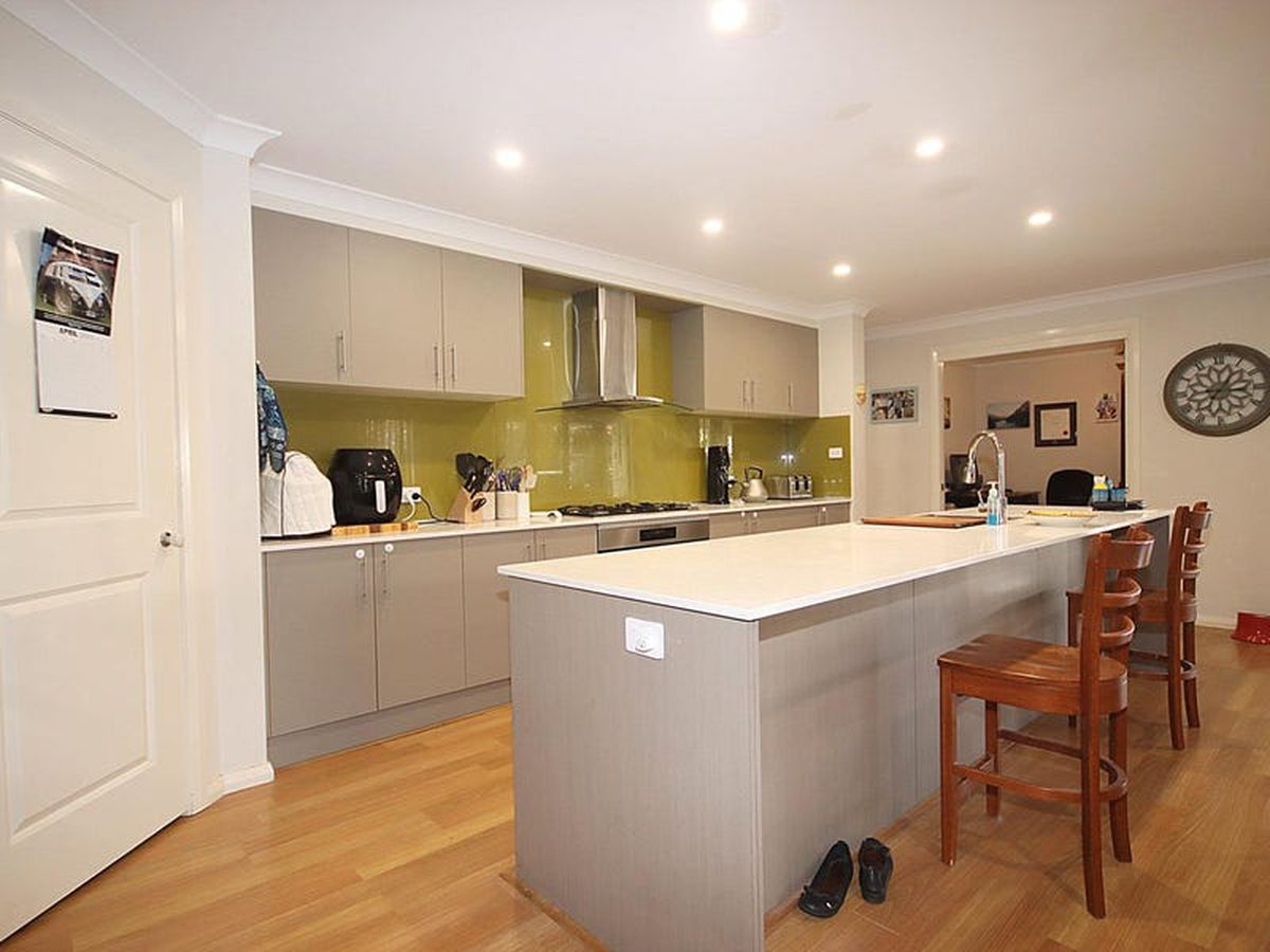 11 Broughton Circuit, Tanilba Bay, Tanilba Bay - Thumbnail 2
