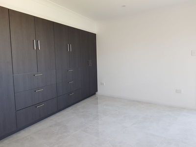 8 Kuala Close, Dean Park