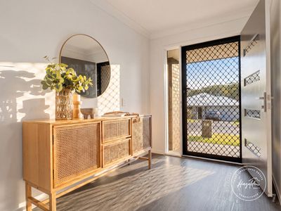 41 Ngungun Crescent, Glass House Mountains