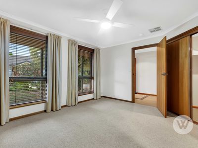 6 Timothy Court, Mitchell Park