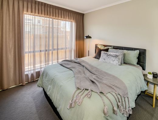 Prestige Home Living in Peregian Springs image 12