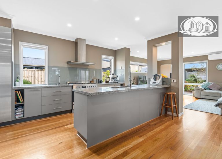7 Aquarius Court, Portland