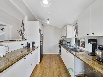4 Freeburgh Avenue, Mount Beauty