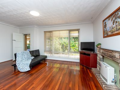 30 Camden Street, Dianella