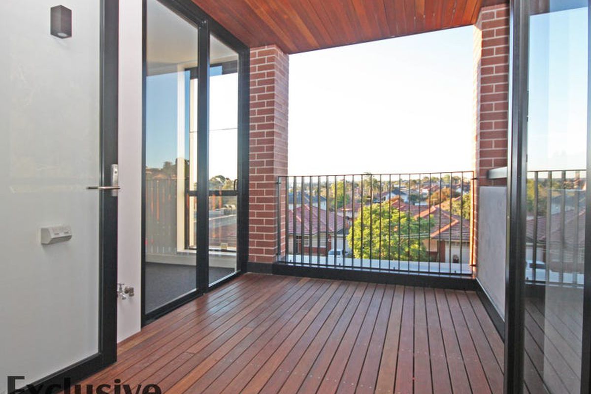 A325 / 3 McKinnon Avenue, Five Dock
