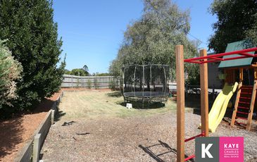 25 Beaconsfield Ave, Beaconsfield