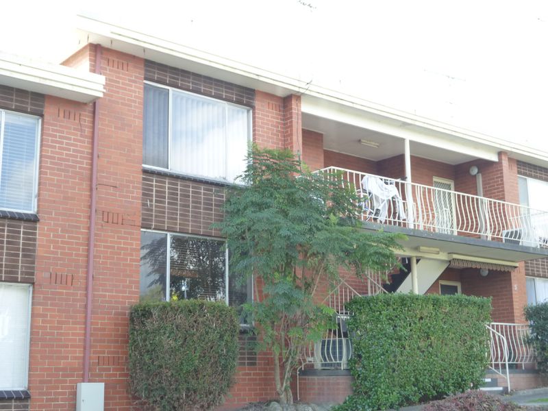 11 / 16-18 Passfield Street, Brunswick West