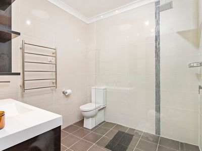 22 Parkes Street, Oak Flats