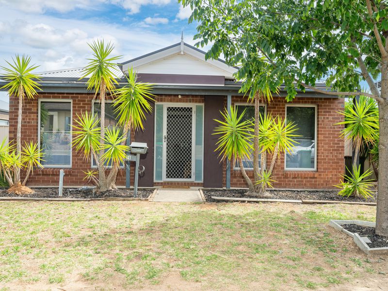 28 OMEARA STREET, Wodonga