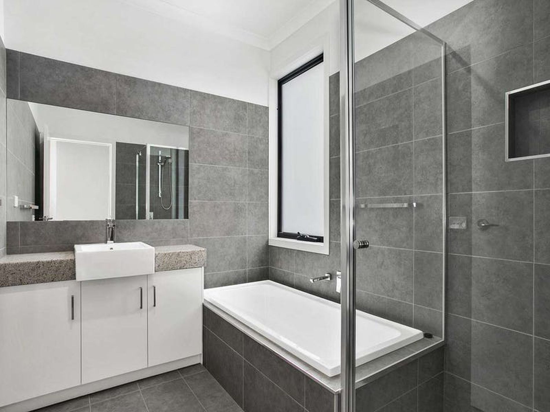 1 / 6 Lansbury Crescent, Highton