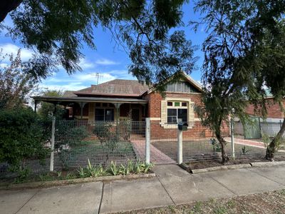 27 Elizabeth Street, Parkes