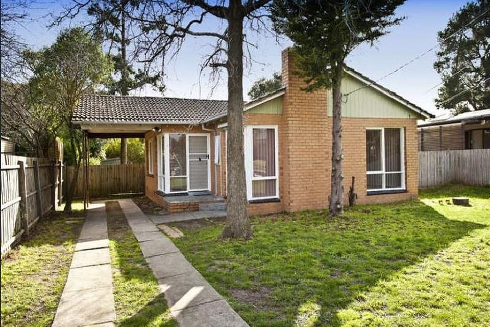 37 Johnson Drive, Glen Waverley