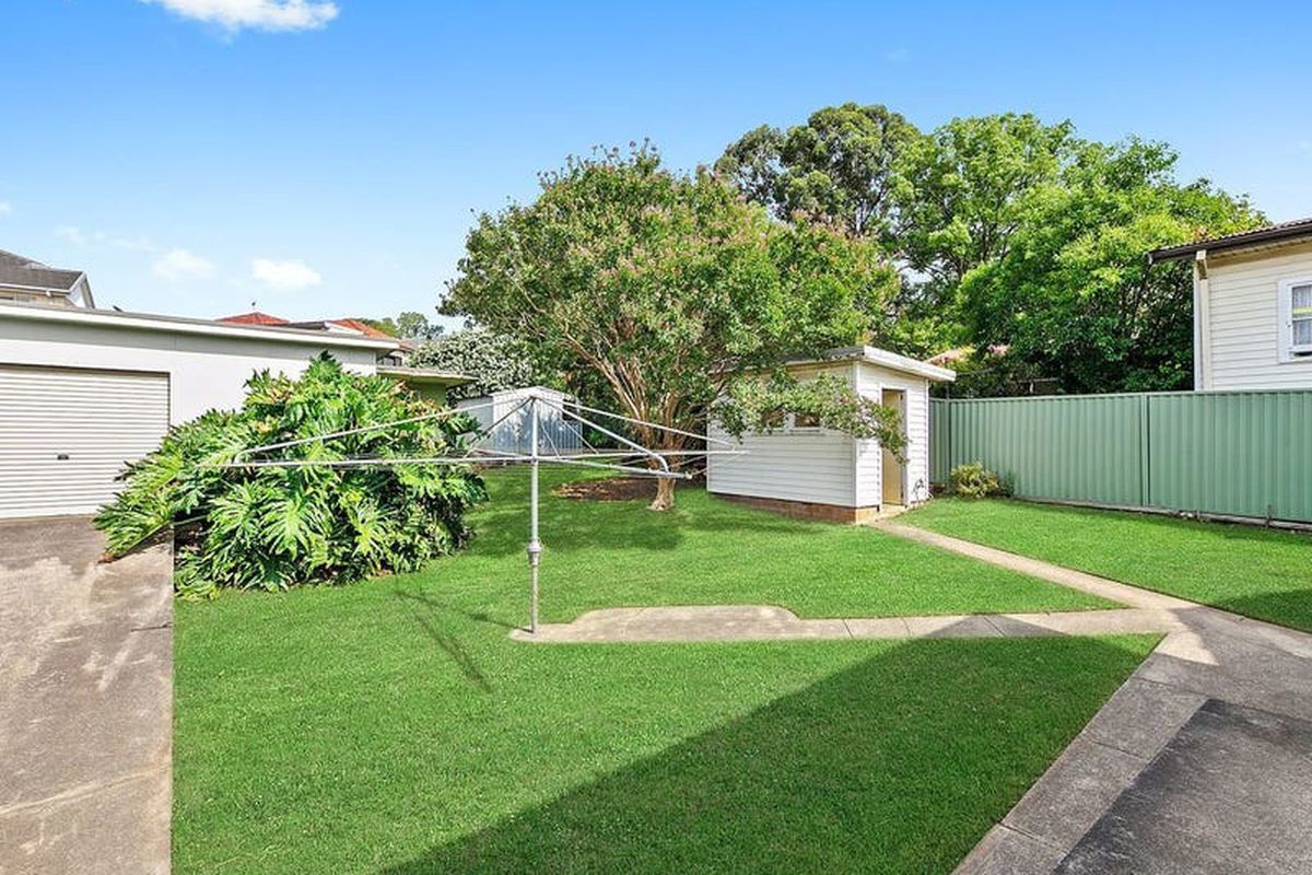 24 Bringelly Avenue, Pendle Hill