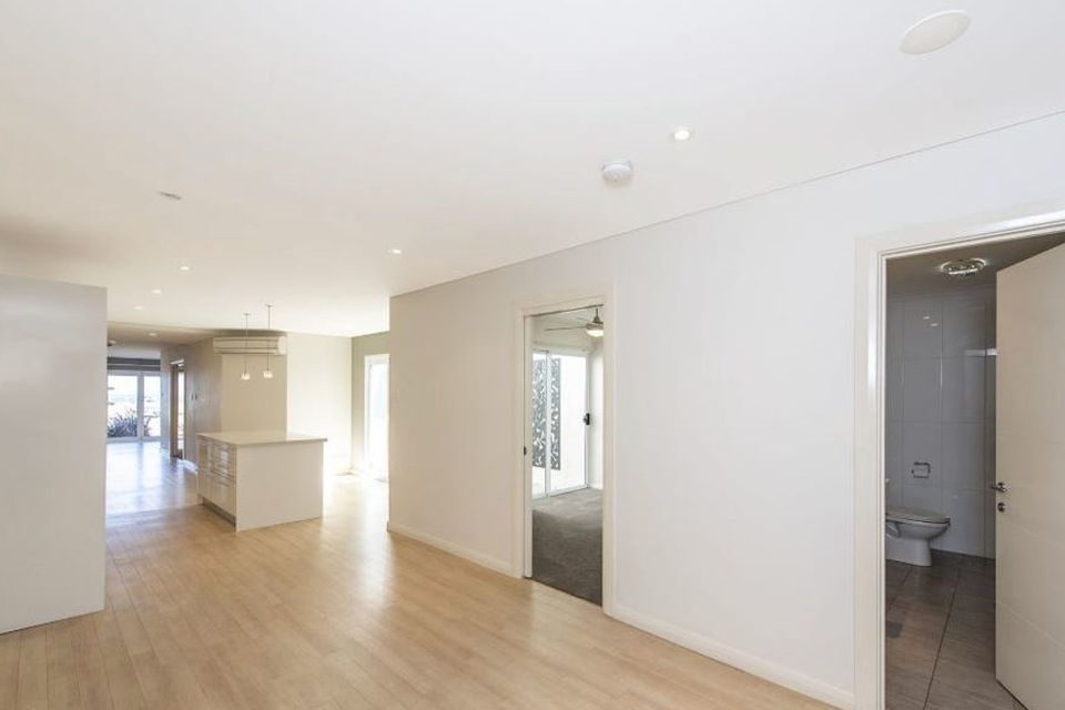 2 / 216 Arcadia Dr, Shoalwater