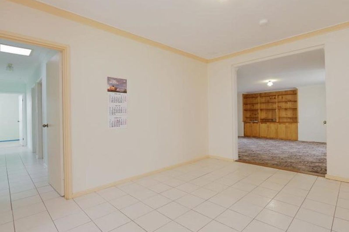 7 Hughenden Drive, Thornlie