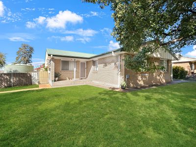 4 Salter Drive, Dubbo