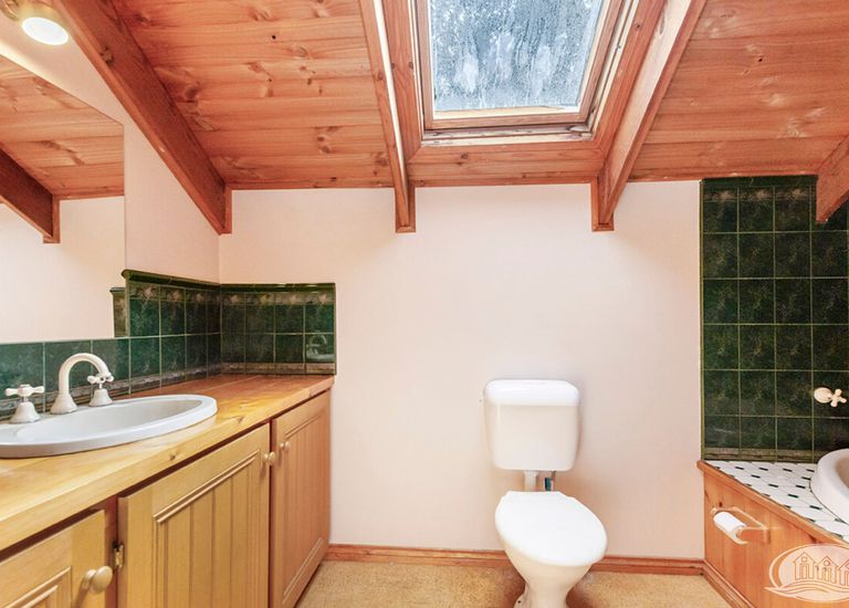 1024 Gorae Road, Gorae