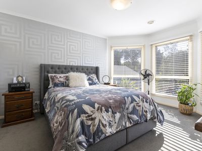 1 / 2 Jedda Street, Bell Post Hill