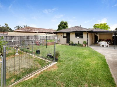 39 Carina Drive, Melton