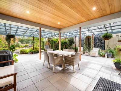 16 Mickail Court, Mount Gambier