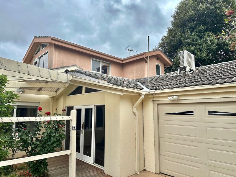3A Mcindoe Parade, Parkdale