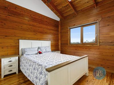 757 Sonnberg Drive, Bonnie Doon