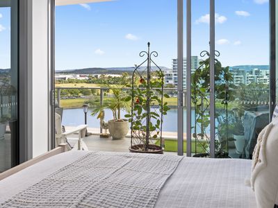 2505 / 25-31 East Quay Drive, Biggera Waters