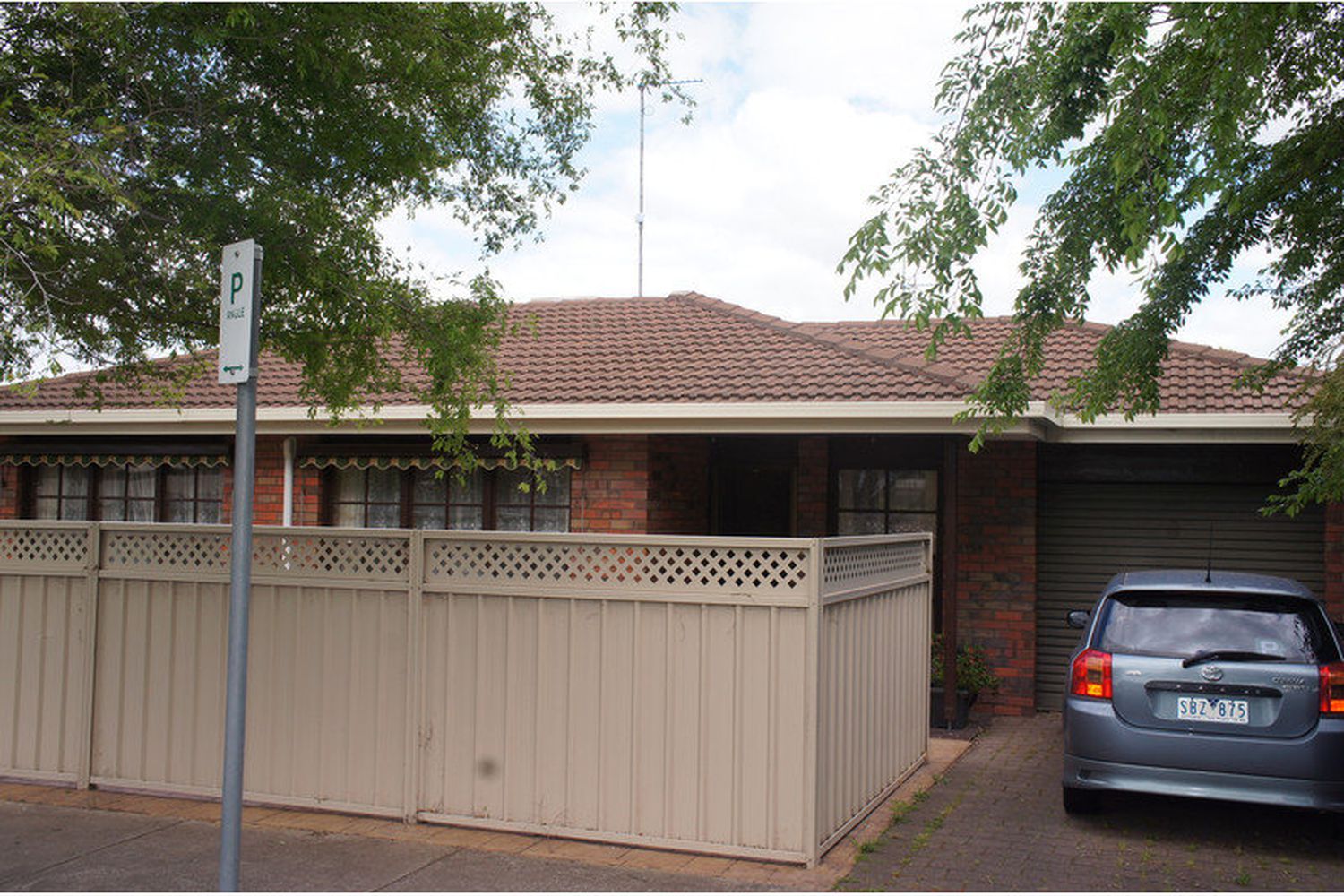 1 / 17 Pynsent Street, Horsham