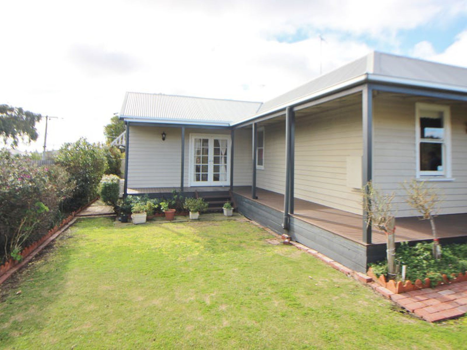 45 Westmoreland Street, St Albans Park