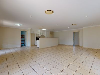 181 Baird Drive, Dubbo