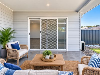 33a & 33b Lancing Avenue, Sussex Inlet