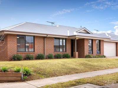 33 WHITELEY CIRCUIT, Baranduda