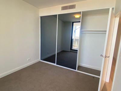 1302 / 33 East Street, Granville