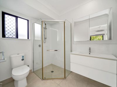 4 Lillydale Way, Trinity Beach