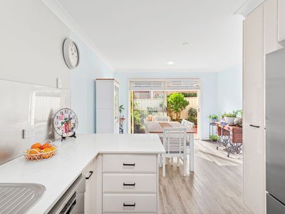 2 / 1 Caryota Place, Forster