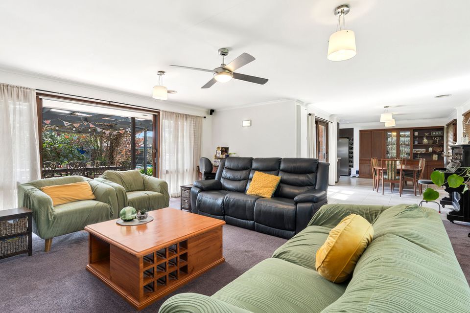 17-19 St Elmo Crescent, Highton