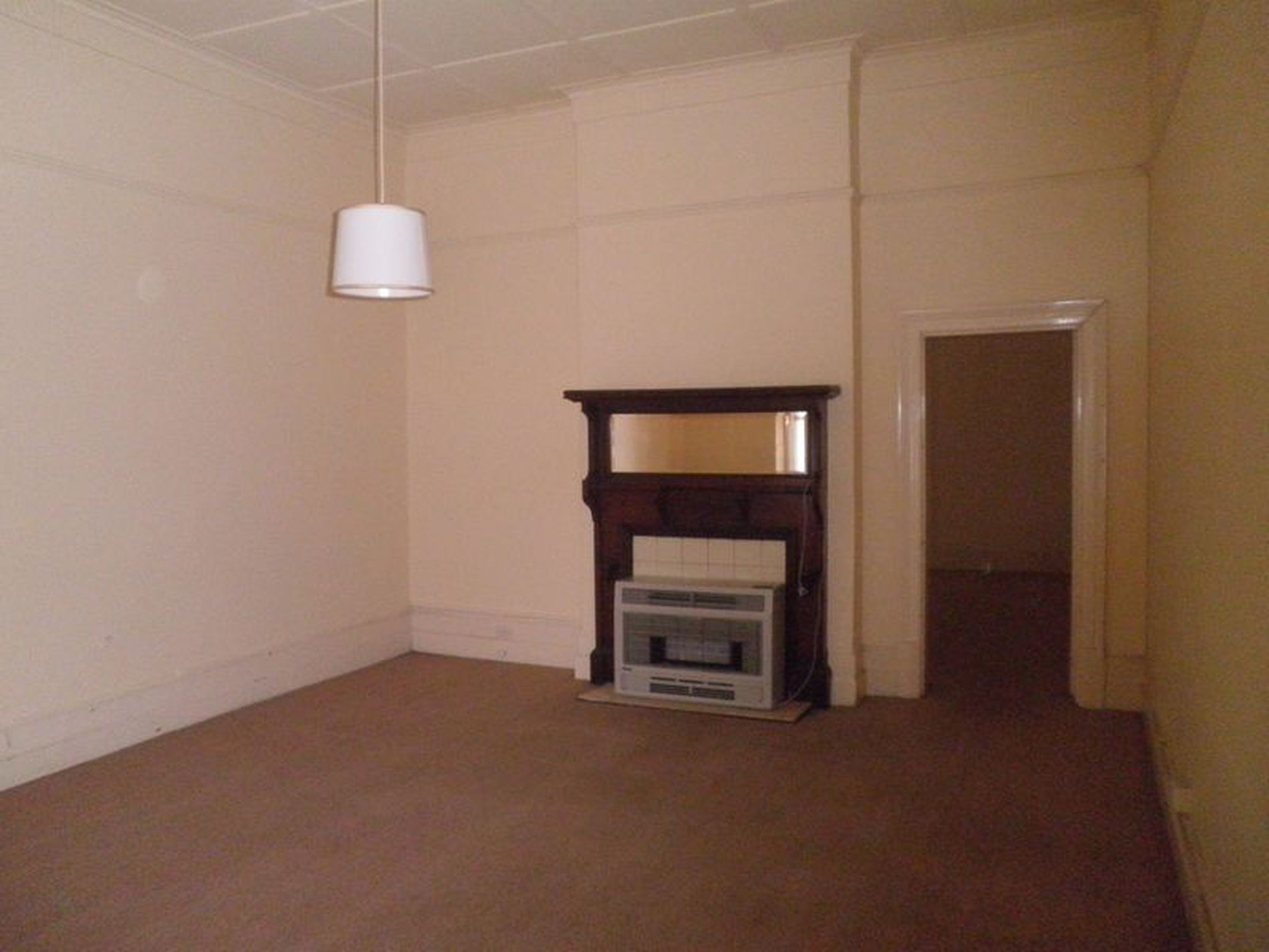 1 / 272 Latrobe Terrace, Newtown