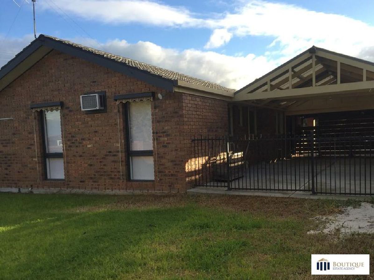 35 Paramount Way, Pakenham