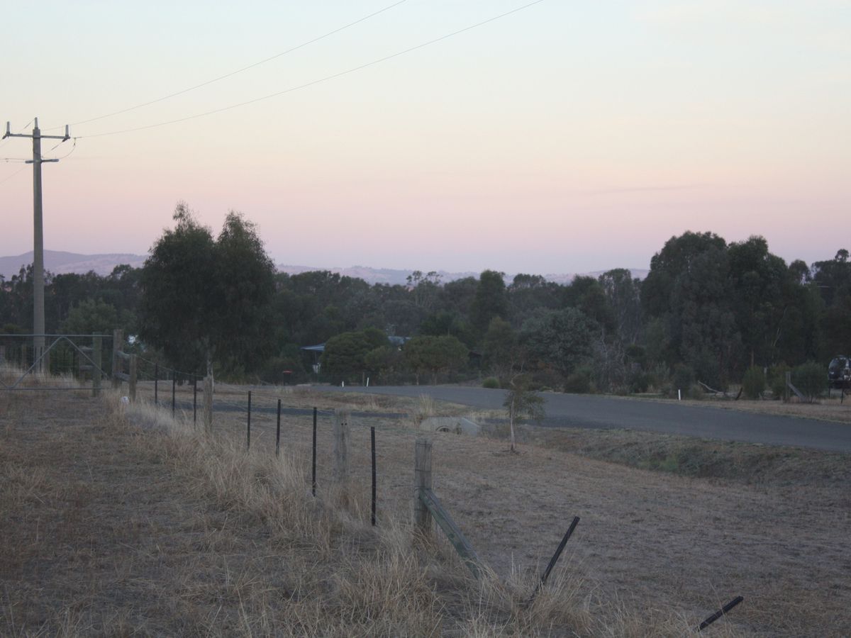 36 Lakeside Drive, Chesney Vale