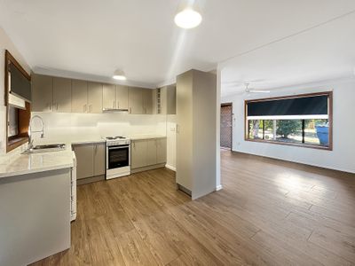 5A Rainbow Place, Dubbo