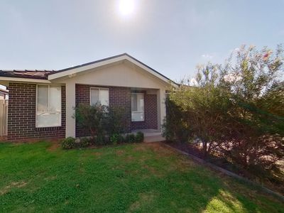 13B Lansdowne Drive, Dubbo