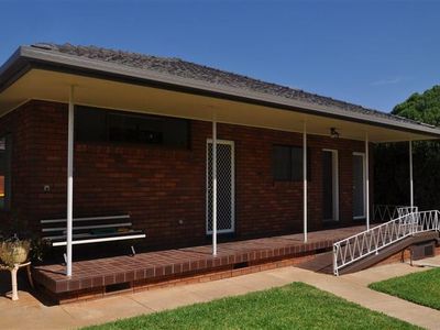 2A Clement Street, Forbes