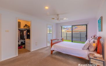 7 Castle Court, Beaconsfield