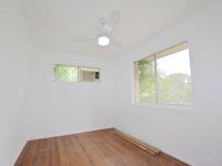 21 Arlington Street, Underwood