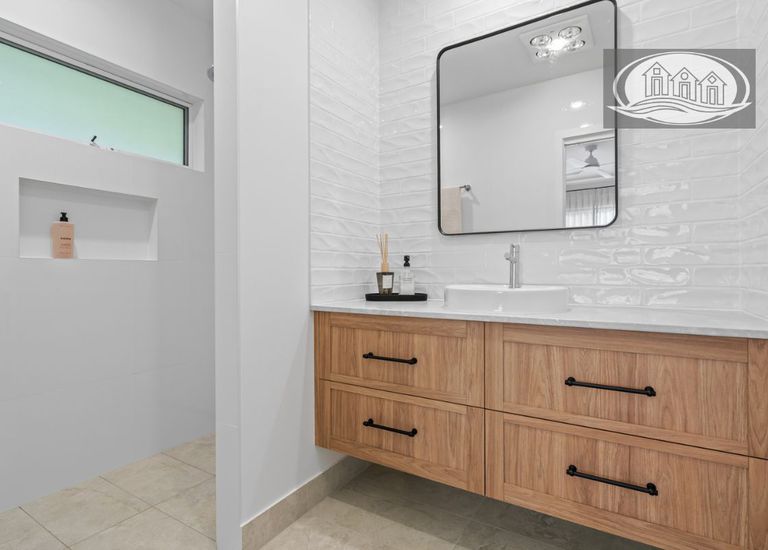 28B Burvilles Road, Portland