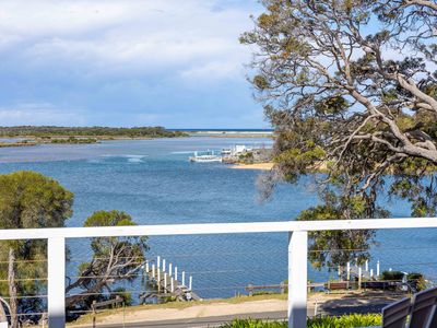 10 Mirrabooka Road, Mallacoota