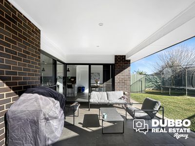 11 Waterfall Crescent, Dubbo
